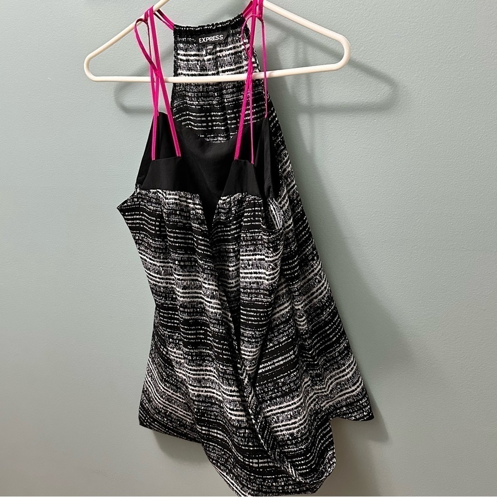 EXPRESS | Racerback Blouse large - Picture 5 of 9